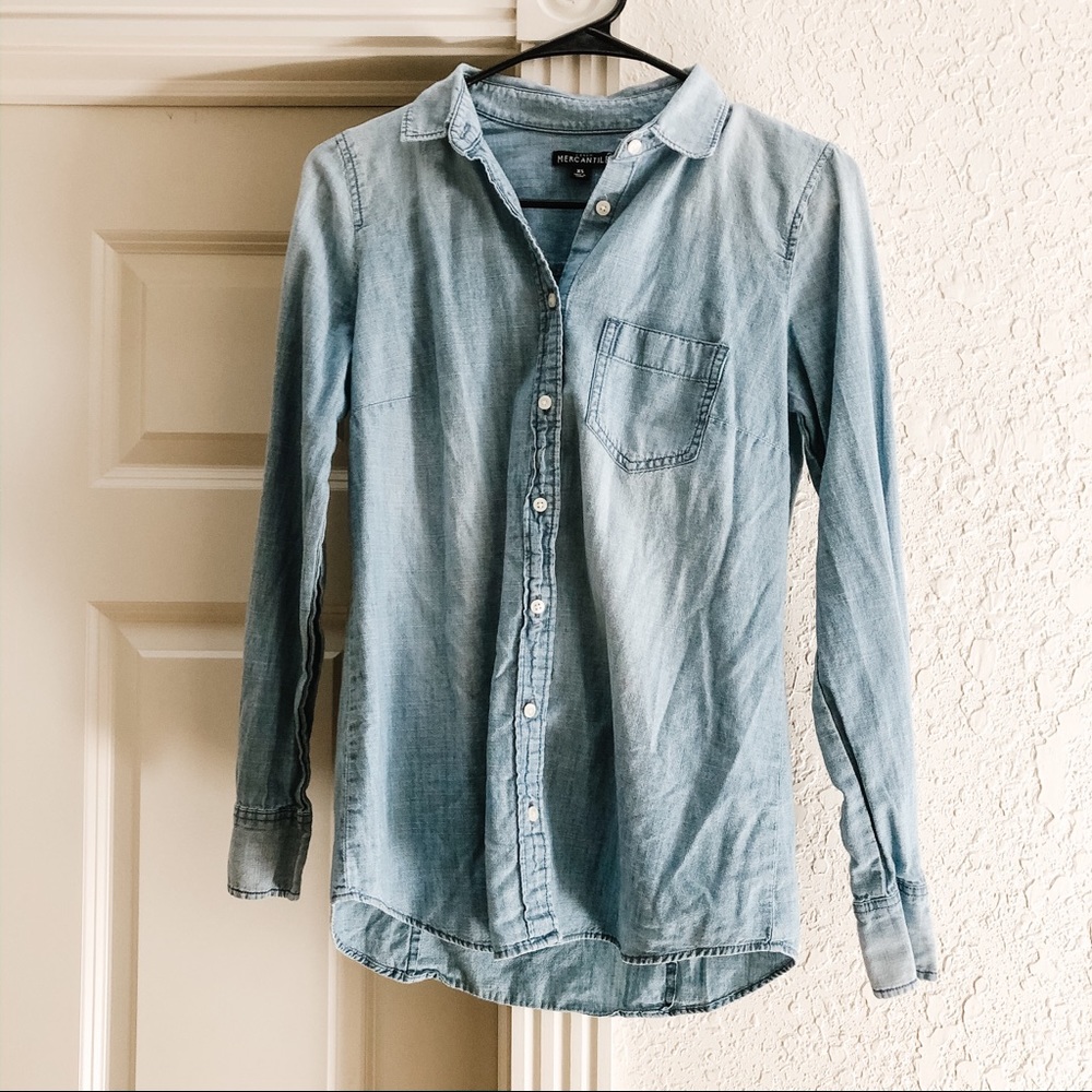 JCrew Mercantile Chambray Button Up Shirt